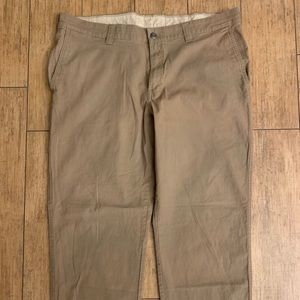 Columbia Outdoor Pants. 40x30